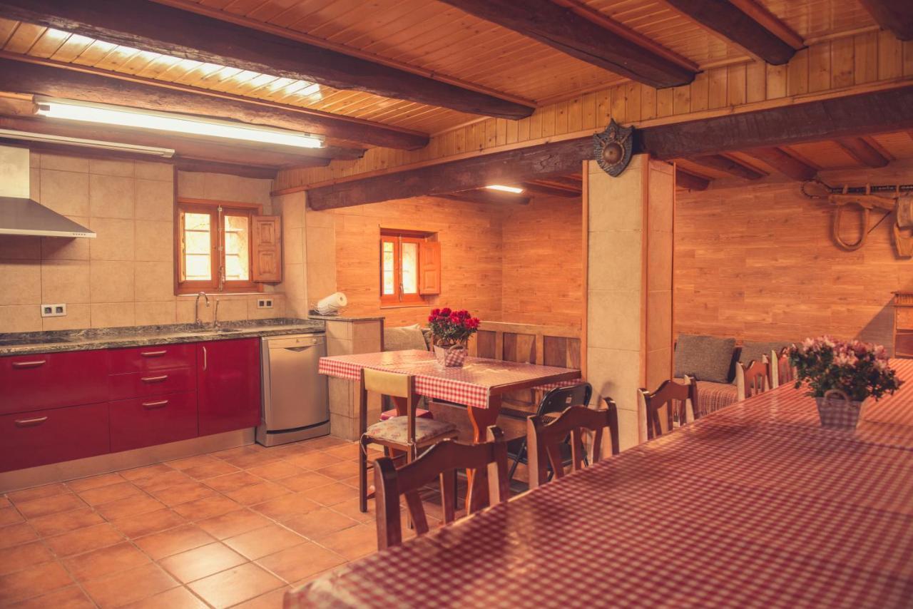 Complex Rural Can Caubet ベルガ エクステリア 写真